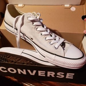 BNIB Converse Tennis Shoes